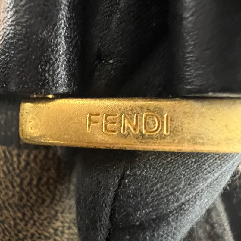 Fendi 經典 Pecan旅行包-21