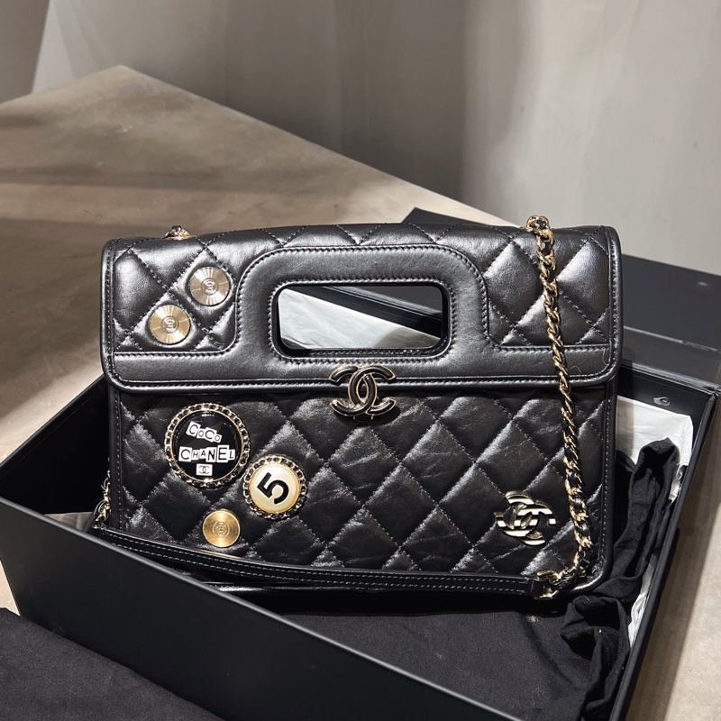 香奈兒/Chanel 31bag 橫版徽章 復古皺褶牛皮 tote 手提腋下包 金扣 年分2020年-0