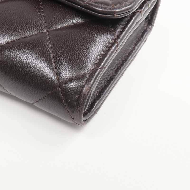 CHANEL 羊皮皮革Medium Wallet金扣長錢包-6