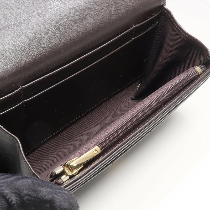 CHANEL 羊皮皮革Medium Wallet金扣長錢包-11
