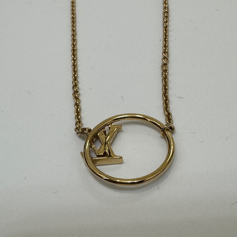LV 金色LV logo項鏈M00762-2
