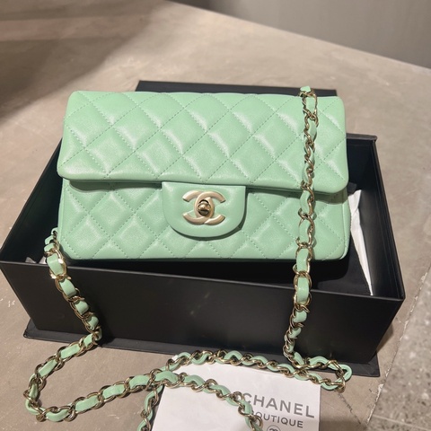 香奈兒/Chanel CF 大mini 25年晶片寬 薄荷綠 金扣斜背包 五金有膜 近乎全新