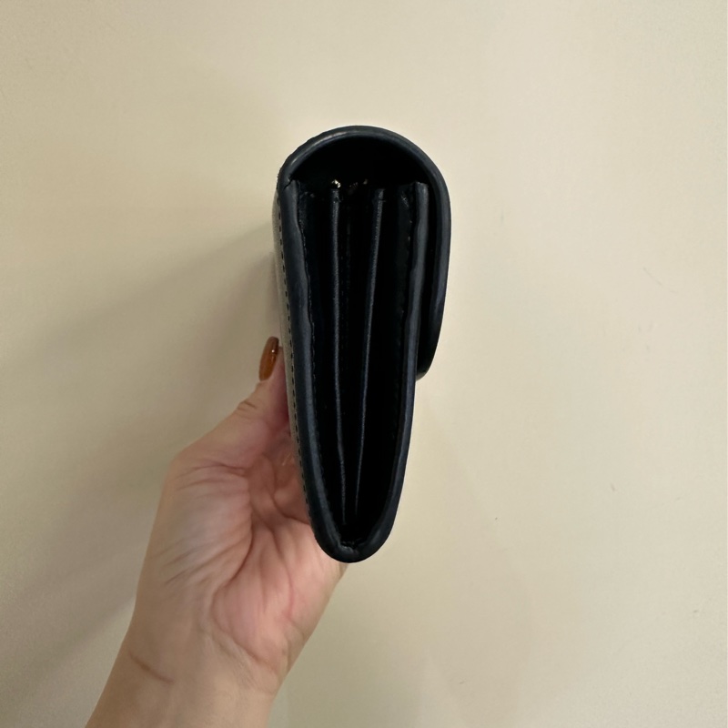 Celine 黑滑面牛皮金釦Triomphe下蓋12卡長夾 10E313DPV.38NO-2