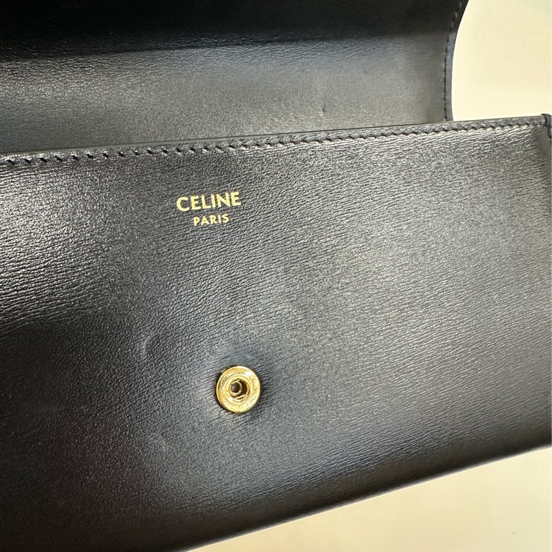 Celine 黑滑面牛皮金釦Triomphe下蓋12卡長夾 10E313DPV.38NO-8