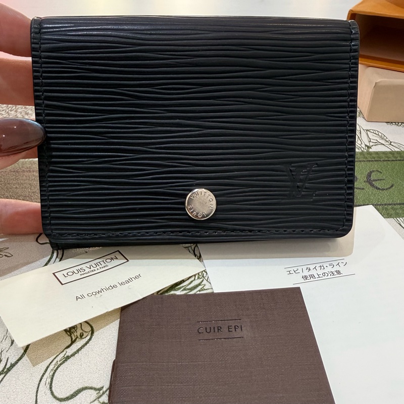 🍙 LV 黑色水波紋卡夾零錢包 二手裸件 🍙 高標勿買 整體約8-9成新-16