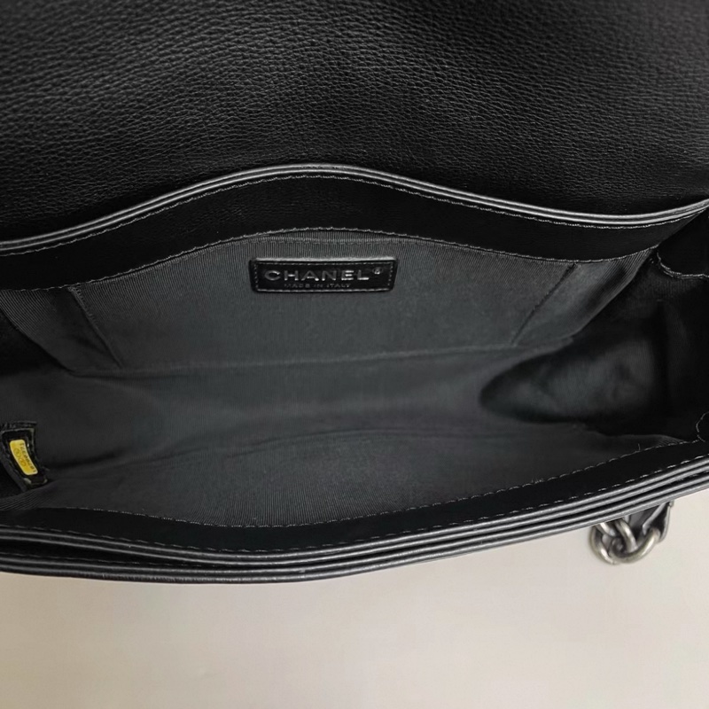 Chanel香奈兒 leboy中號黑銀軟牛皮包-6