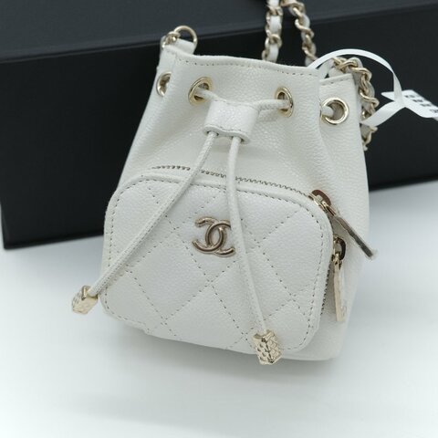 22SS Chanel 香奈兒 經典菱格紋 白色 荔枝紋小牛皮 抽繩水桶包