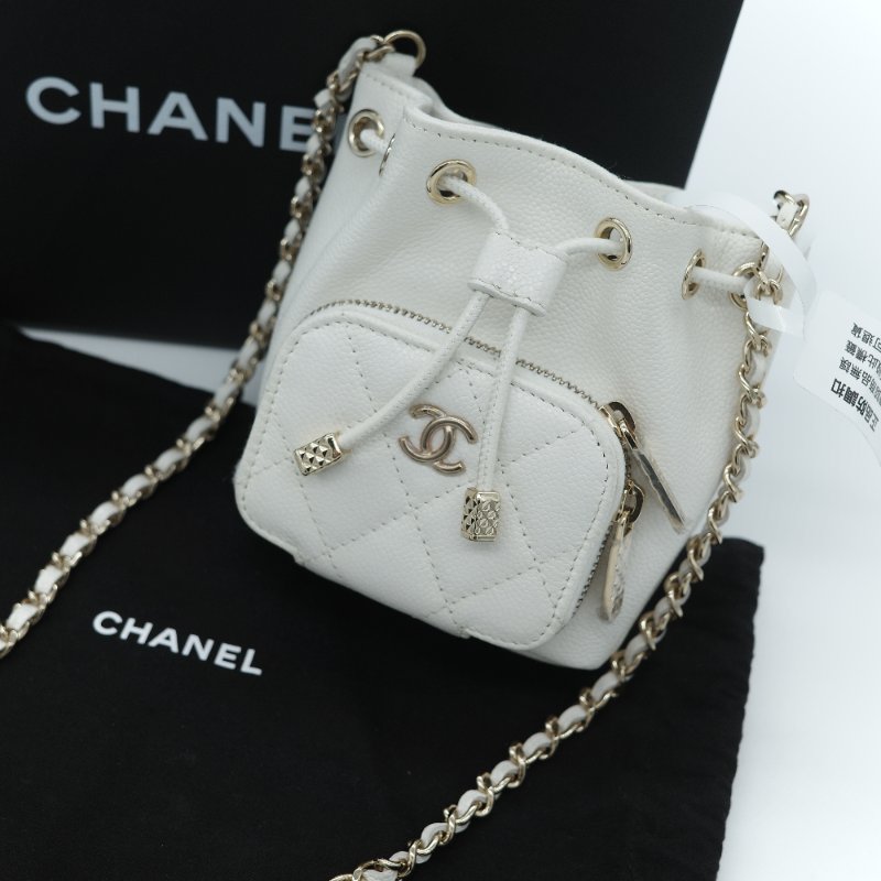 22SS Chanel 香奈兒 經典菱格紋 白色 荔枝紋小牛皮 抽繩水桶包-1