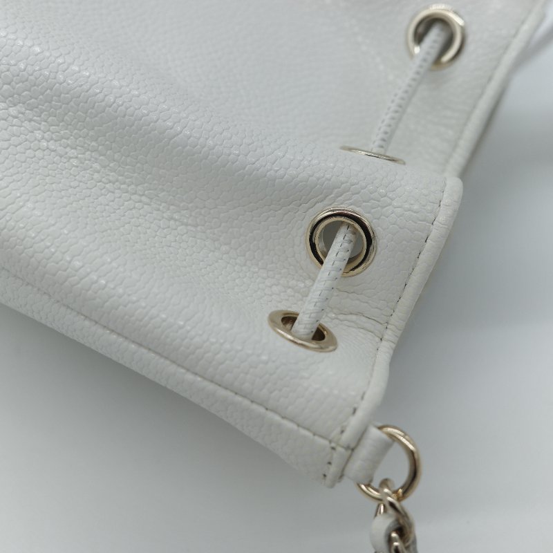 22SS Chanel 香奈兒 經典菱格紋 白色 荔枝紋小牛皮 抽繩水桶包-4