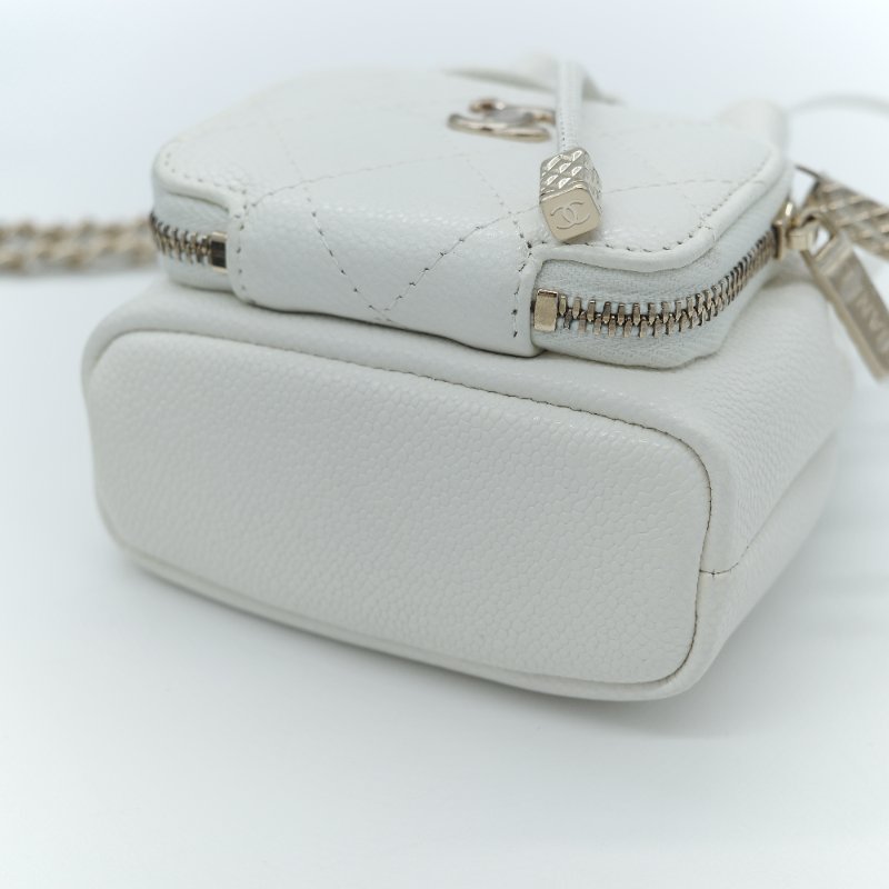 22SS Chanel 香奈兒 經典菱格紋 白色 荔枝紋小牛皮 抽繩水桶包-9