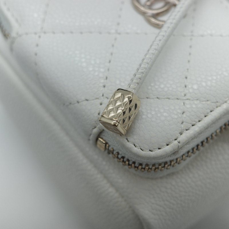 22SS Chanel 香奈兒 經典菱格紋 白色 荔枝紋小牛皮 抽繩水桶包-11