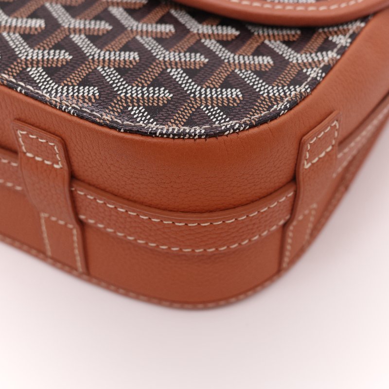 閒置品 ♥️ 有購證【超級新🌟小編推薦】Goyard 戈雅 Belvedere MM 棕色 帆布 小牛皮 中號 翻蓋包 斜背郵差包｜中性款-14