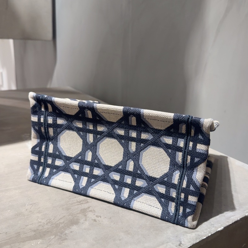 迪奧/Dior 帆布托特 23年 閒置成色 Book Tote 小號 底長26cm-2