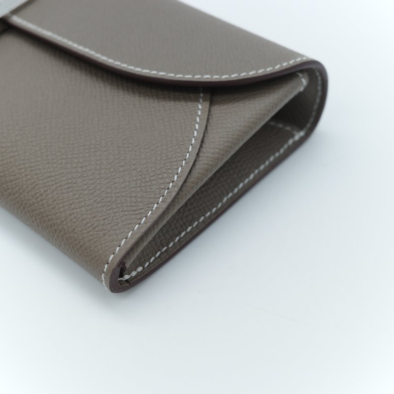 （專櫃 22 萬♥️全新品）Hermès 愛馬仕 Chaine d'Ancre To Go WOC 大象灰色 牛皮 長型手拿斜背兩用錢包-4