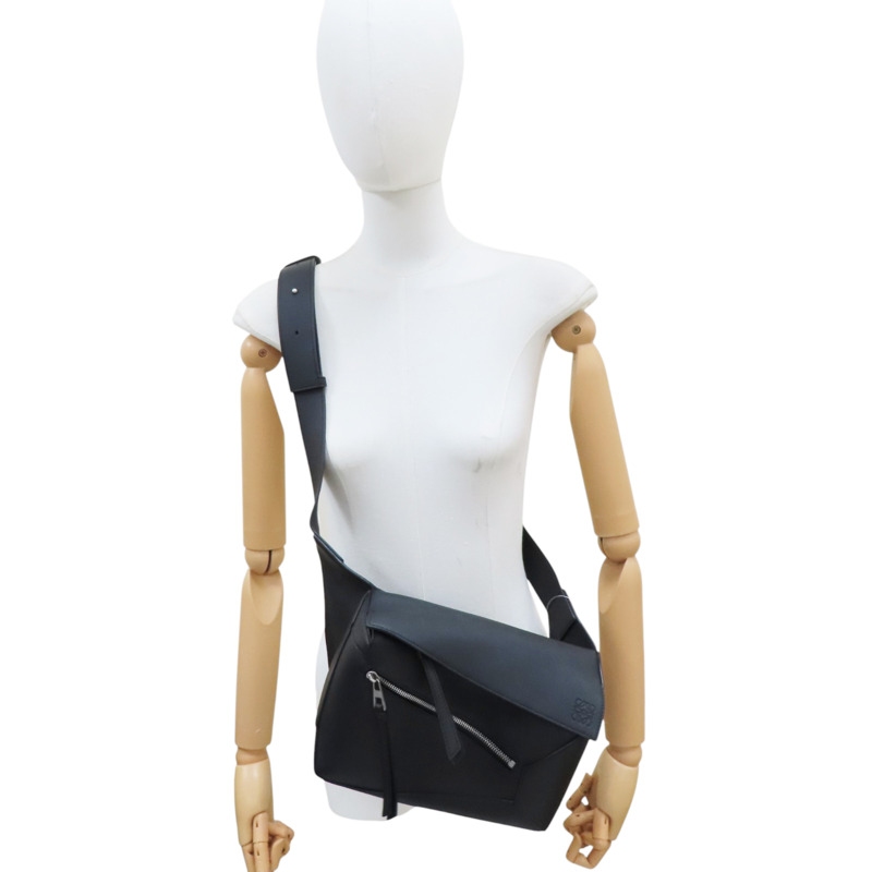 黑色 牛皮 Small Puzzle Edge 肩背包【LOEWE 羅威】 0010965754-7