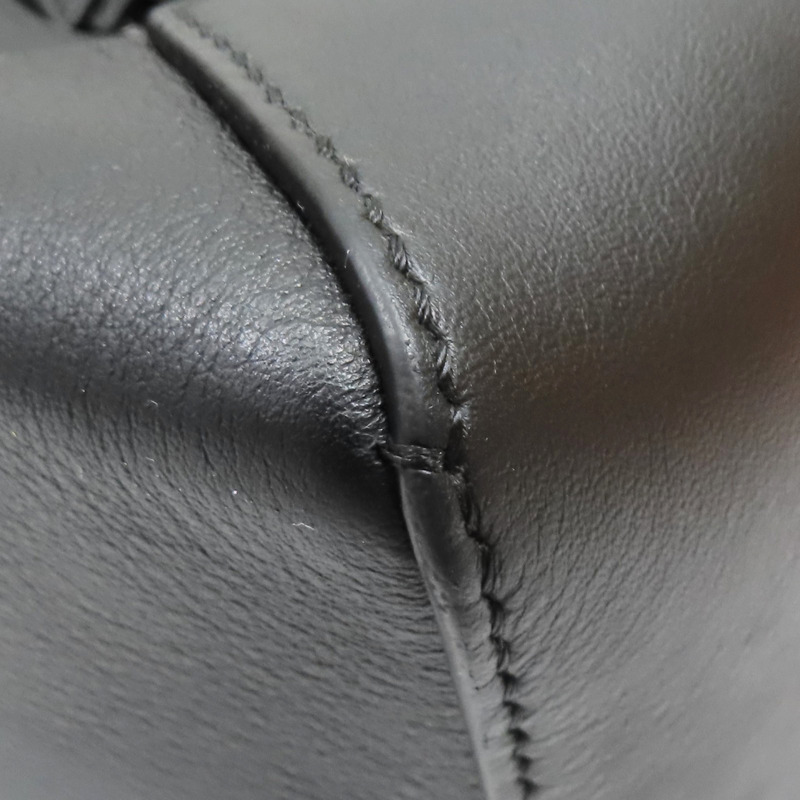 黑色 牛皮 Small Puzzle Edge 肩背包【LOEWE 羅威】 0010965754-9