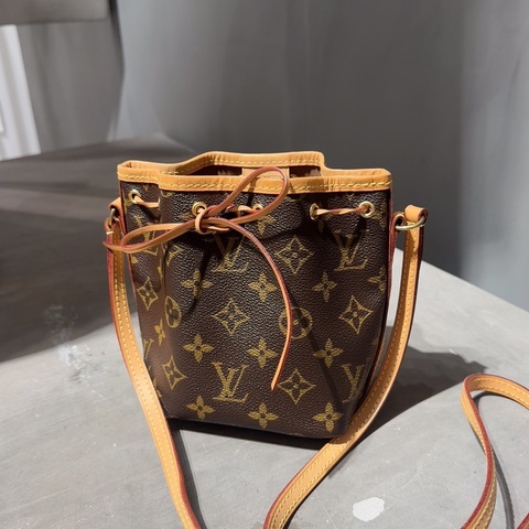 路易威登/Louis Vuitton 小水桶nano noe 17年