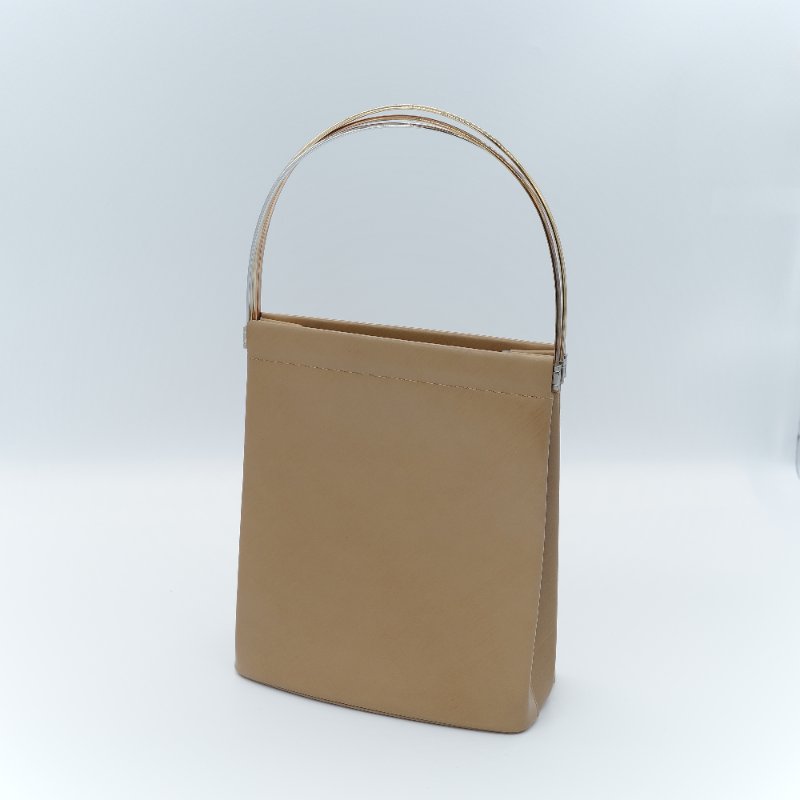 （優雅♥️經典三環）Cartier 卡地亞 Trinity 米色 金色 銀色 玫瑰金 三色金屬環 手提包 肩背包-1