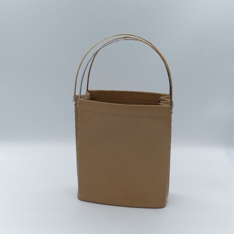 （優雅♥️經典三環）Cartier 卡地亞 Trinity 米色 金色 銀色 玫瑰金 三色金屬環 手提包 肩背包-3