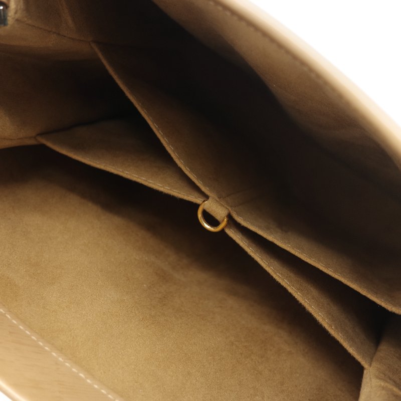 （優雅♥️經典三環）Cartier 卡地亞 Trinity 米色 金色 銀色 玫瑰金 三色金屬環 手提包 肩背包-10