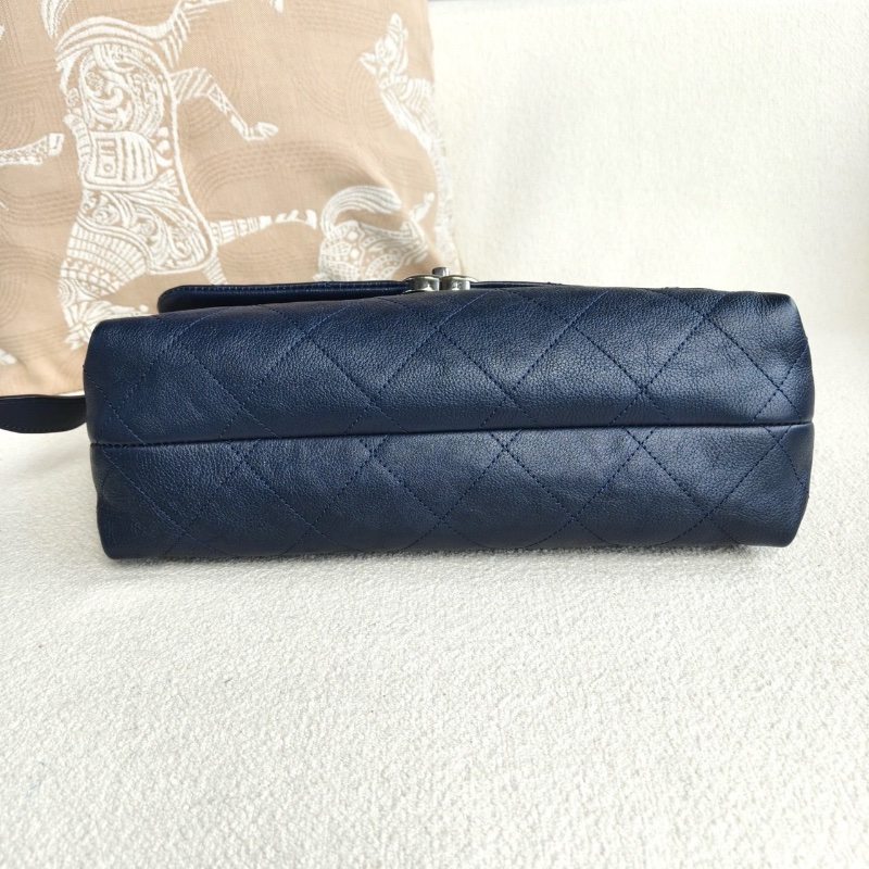 Chanel CF麻花辮機場包深藍色銀扣 荔枝皮28*18*10 98新配件塵袋 保卡-4