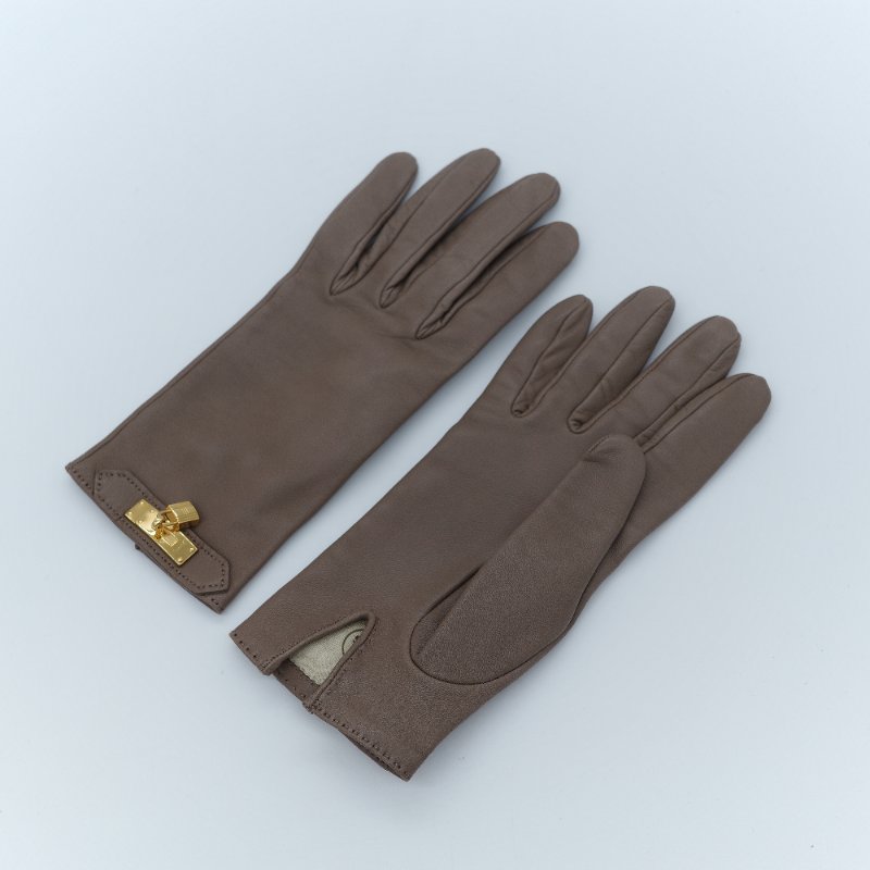 Hermès 愛馬仕 Soya 棕色亮面小羊皮金色凱莉飾扣手套-1