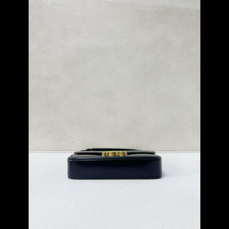 Celine 凱旋門黑金腋下包-4