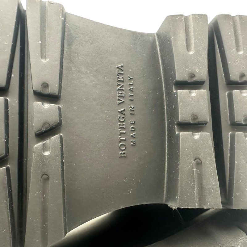【美收精品】BOTTEGA VENETA 黑色靴子 C-245【隔月月中將轉賣至日本 上架期限30天】-12