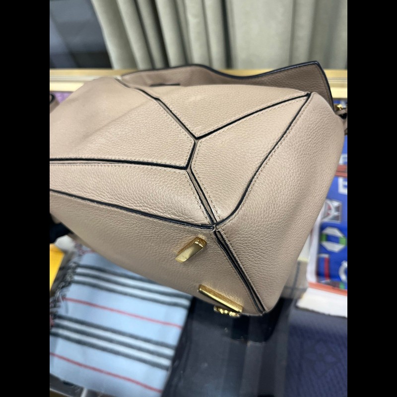 Loewe 沙色puzzle 中 號-11