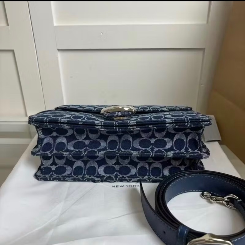 Coach CHAIN TABBY 30 經典 SIGNATURE 丹寧面料鏈條單肩手袋-4