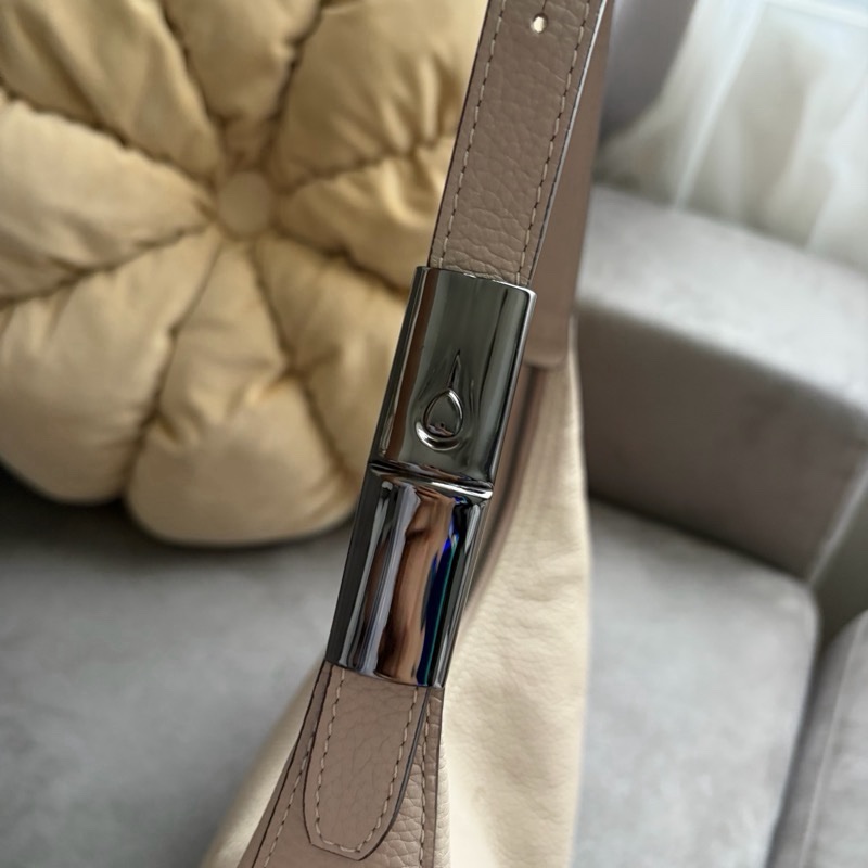 LONGCHAMP ROSEAU ESSENTIAL系列 牛皮半月形單肩包 灰-10