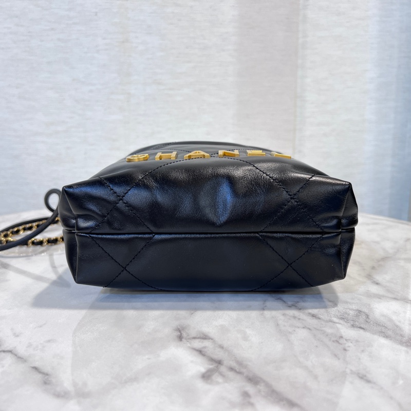 Chanel 黑牛皮霧金釦字母logo金釦大菱格mini22 斜背包-2