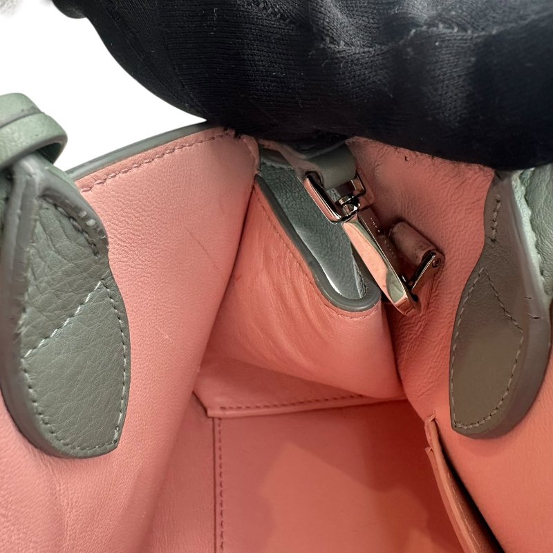 【美收精品】FERRAGAMO 灰藍手提包 C-246【隔月月中將轉賣至日本 上架期限30天】-13