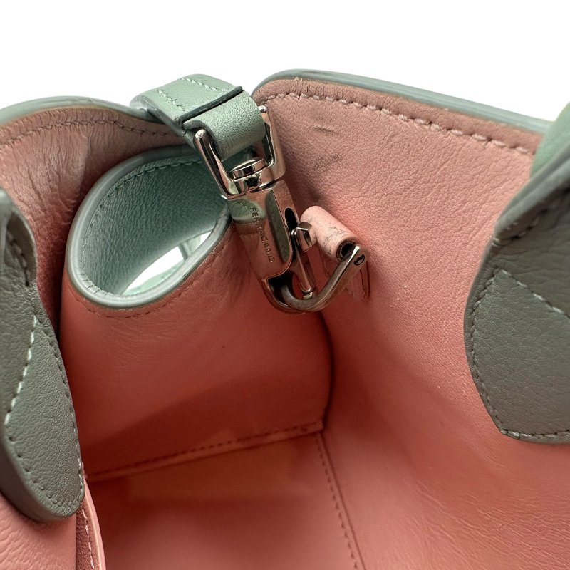 【美收精品】FERRAGAMO 灰藍手提包 C-246【隔月月中將轉賣至日本 上架期限30天】-15