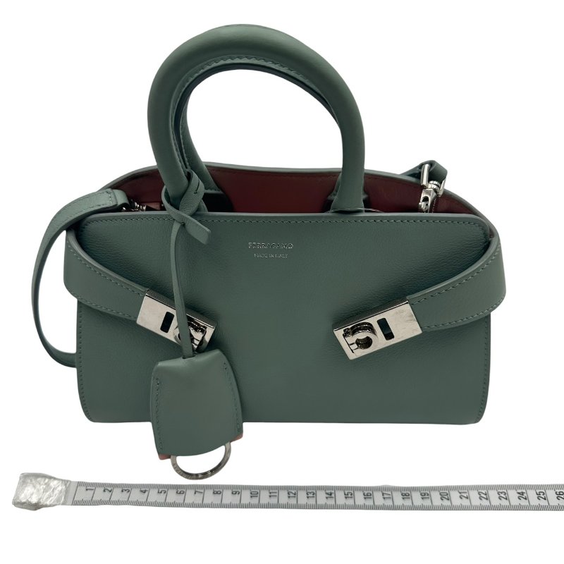 【美收精品】FERRAGAMO 灰藍手提包 C-246【隔月月中將轉賣至日本 上架期限30天】-18