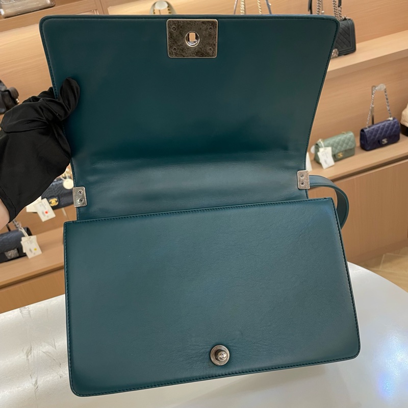 Chanel 香奈儿 湖水蓝 复古银扣 菱格牛皮 Leboy-3