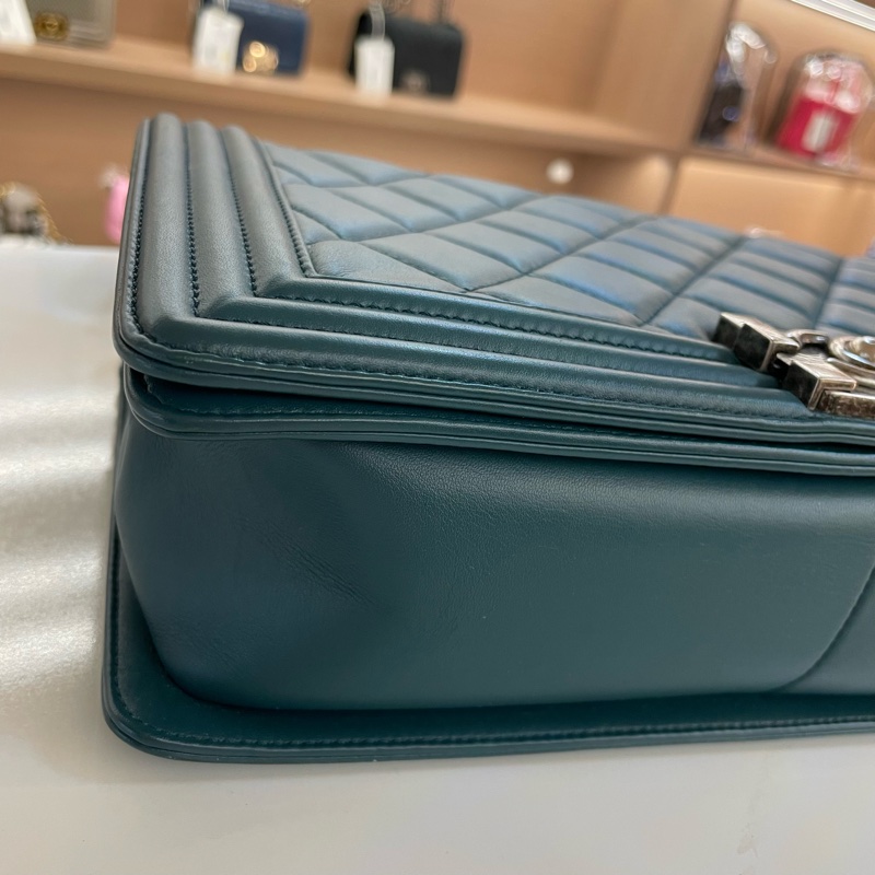 Chanel 香奈儿 湖水蓝 复古银扣 菱格牛皮 Leboy-10