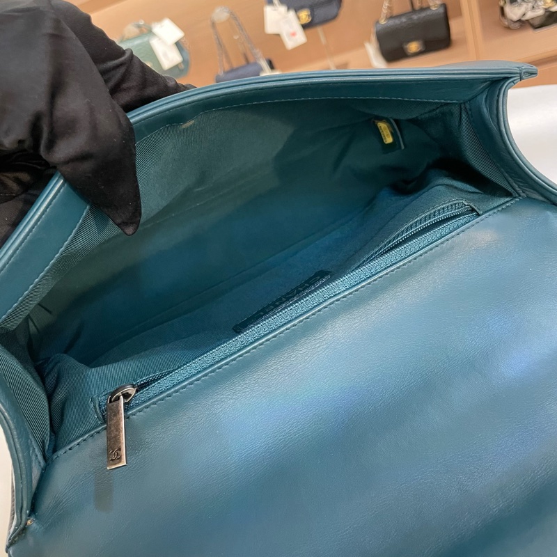 Chanel 香奈儿 湖水蓝 复古银扣 菱格牛皮 Leboy-14