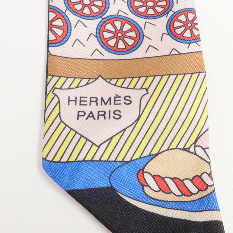 HERMES 絲質La Patisserie Francaise Charm Twilly絲巾-4