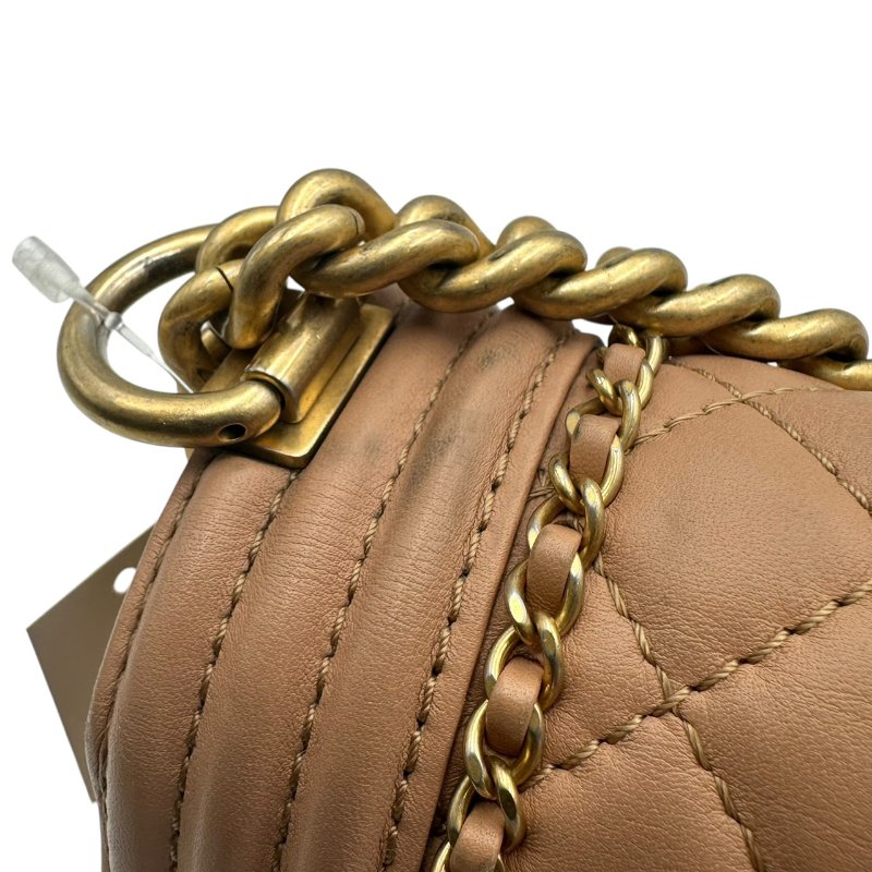 【美收精品】CHANEL 奶茶牛皮boy25 C-257【隔月月中將轉賣至日本 上架期限30天】-18