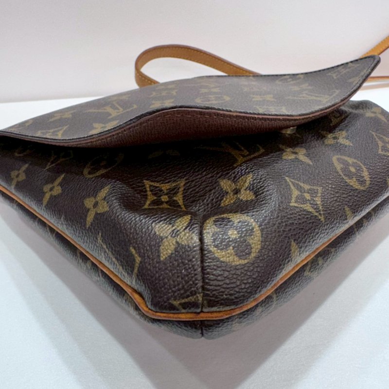 LV 斜背包/側背包/王菲包 M51387 85成新-2