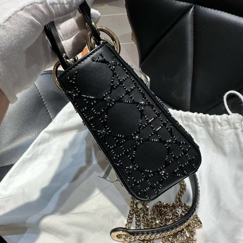 Dior三格釘珠黑色刺繡戴妃包金扣鏈條包，2019年購入-2