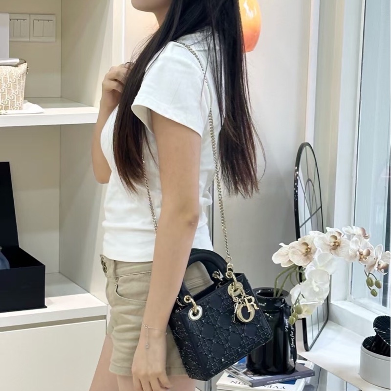 Dior三格釘珠黑色刺繡戴妃包金扣鏈條包，2019年購入-4