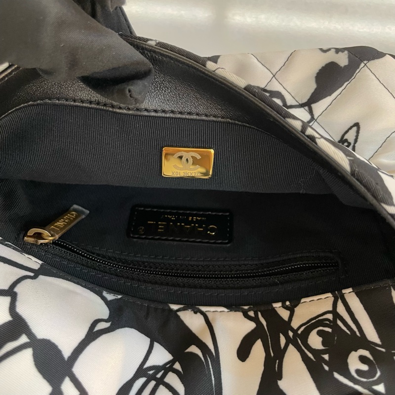 Chanel香奈儿黑白涂鸦cf方胖子手绘丝巾粗链条手提包斜挎包单肩包-14