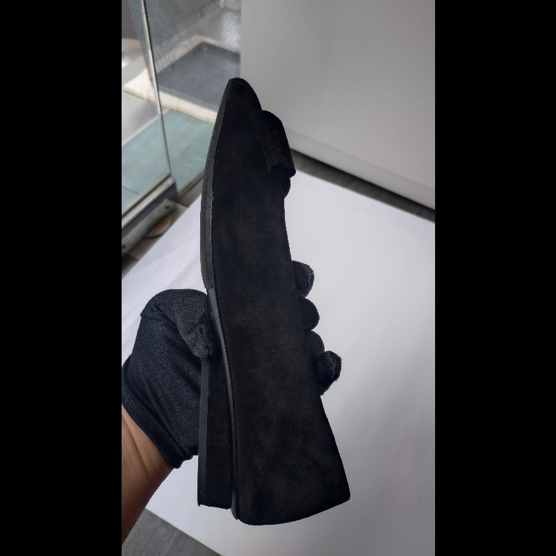 Ferragamo 黑色麂皮蝴結釦平底鞋-9