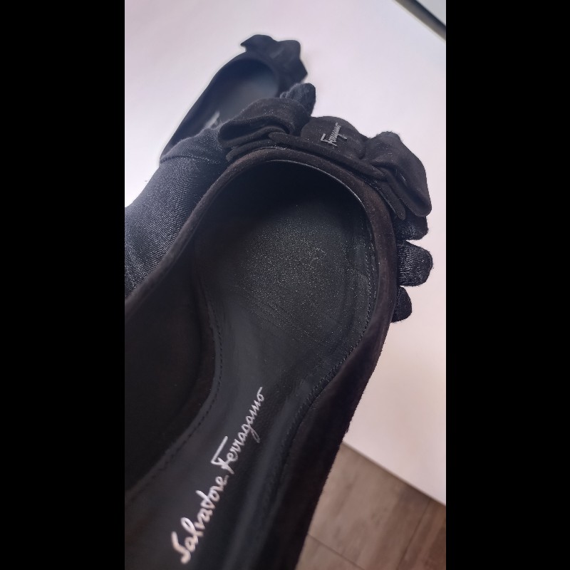 Ferragamo 黑色麂皮蝴結釦平底鞋-12