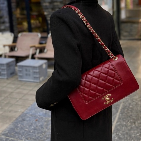 Chanel 香奈兒 紅色 牛皮 Mademoiselle Vintage 金鏈條 肩背包 琺瑯釦鏈包 經典翻蓋