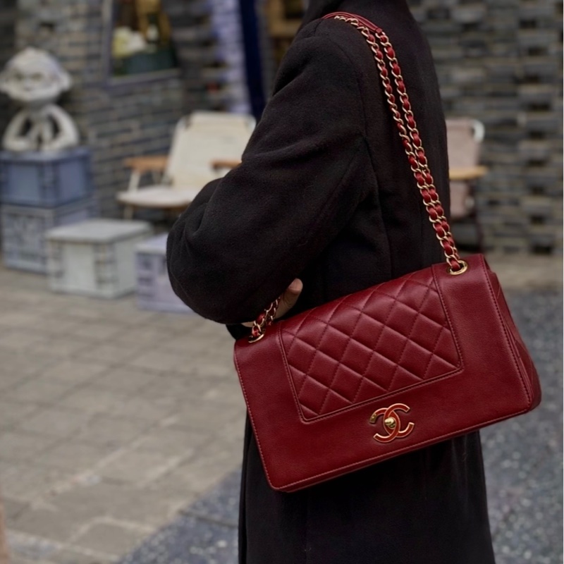 Chanel 香奈兒 紅色 牛皮 Mademoiselle Vintage 金鏈條 肩背包 琺瑯釦鏈包 經典翻蓋-1