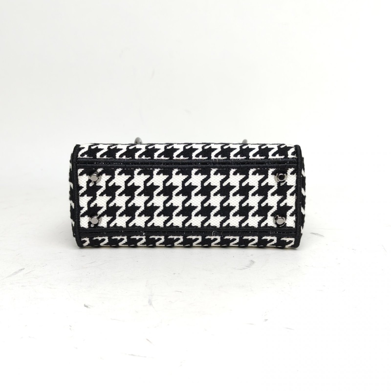 DIOR LadyDior戴妃包三格黑白千鳥格帆布鎢鋼扣2022肩背包-3