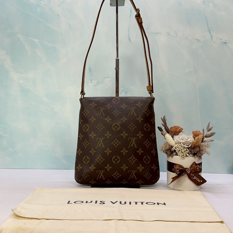 LV Musette斜背包-1